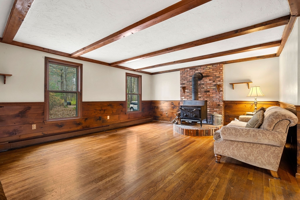 84 Off Groton School Road Ayer, MA 01432 - Photo 5 of 30