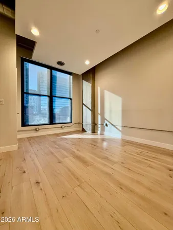 $2,550 | 21 East 6th Street, Unit 407, Tempe, AZ 85281