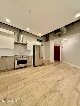 $2,550 | 21 East 6th Street, Unit 407, Tempe, AZ 85281