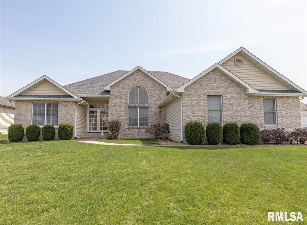 4620 Longfellow Drive Springfield, IL 62711 - Photo 1 of 39