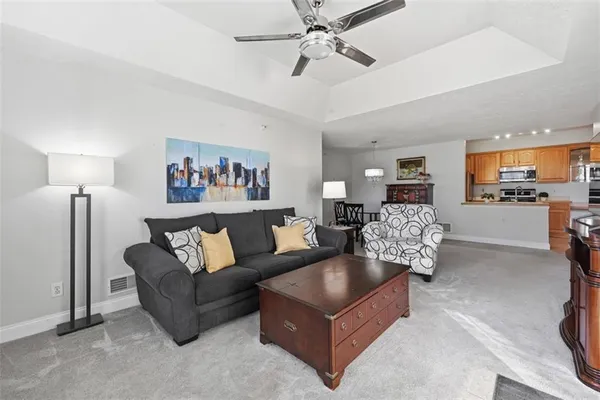 $214,900 | 217 Adams Pointe Boulevard, Unit 11, Mars, PA 16046