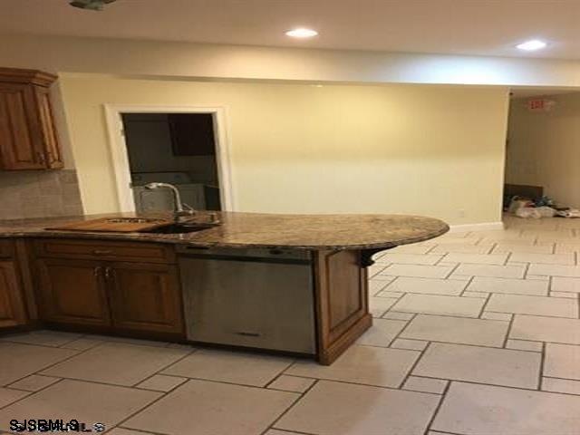 818 Shore Road Somers Point, NJ 08244 - Photo 8 of 13 Gallery Image 8