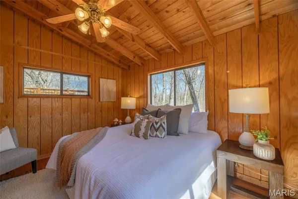 $489,900 | 2442 Linden Point Drive, Innsbrook, MO 63390