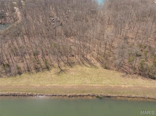 $489,900 | 2442 Linden Point Drive, Innsbrook, MO 63390