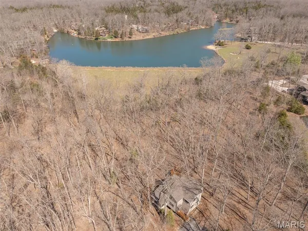 $489,900 | 2442 Linden Point Drive, Innsbrook, MO 63390