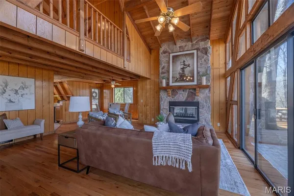 $489,900 | 2442 Linden Point Drive, Innsbrook, MO 63390