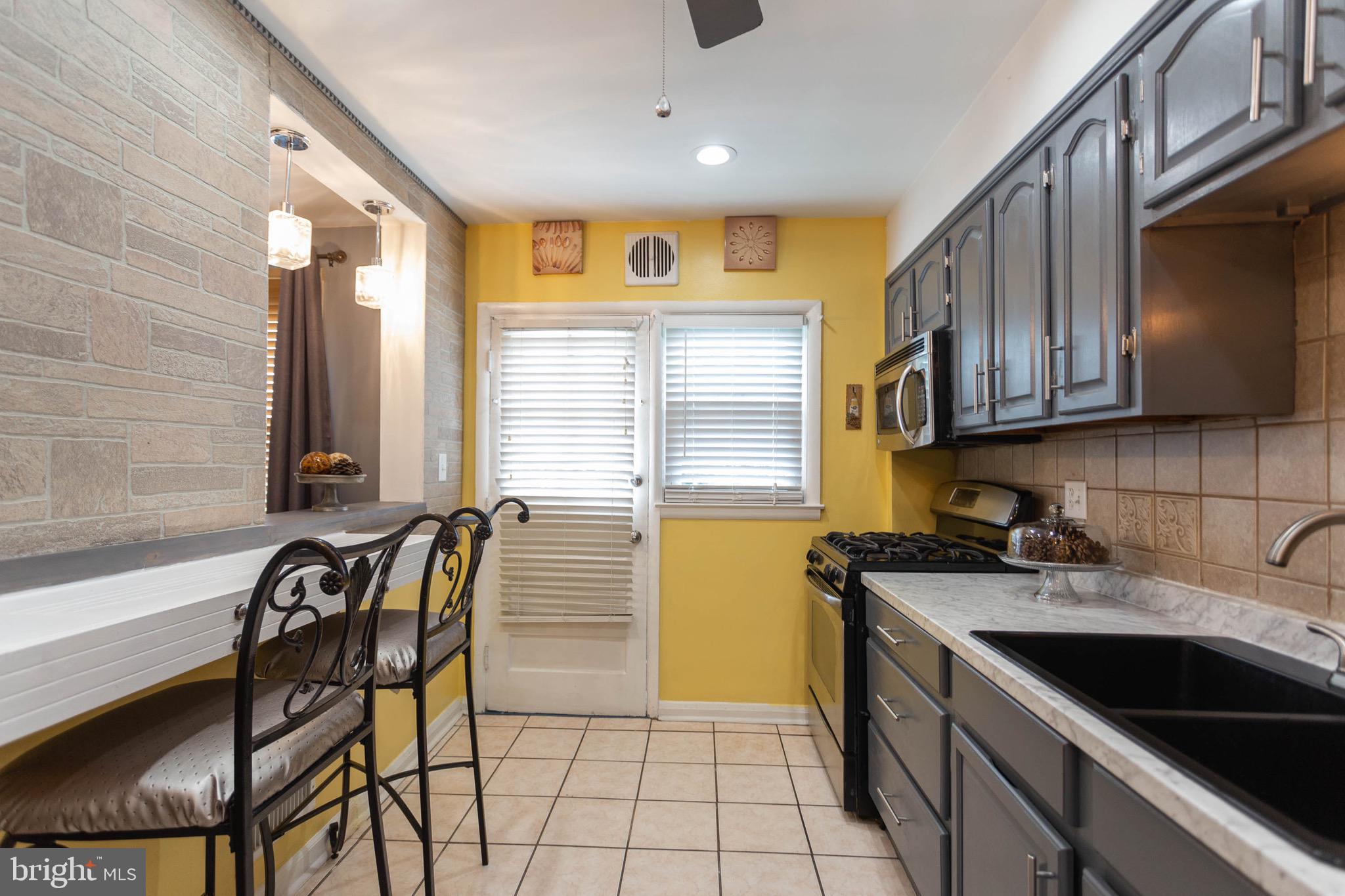 6114 Edlynne Road Baltimore, MD 21239 - Photo 12 of 35