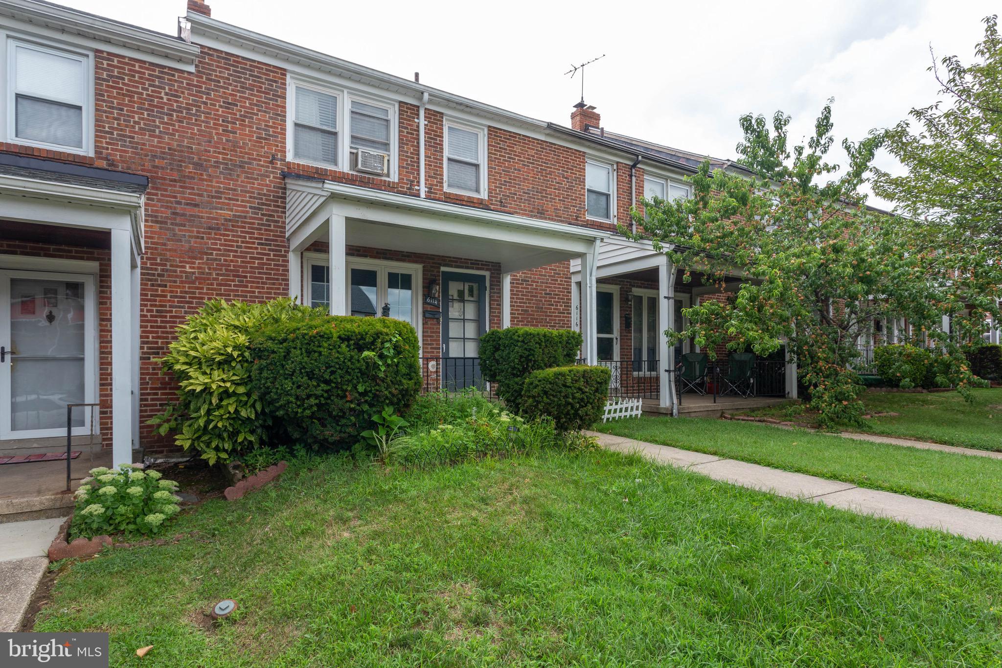 6114 Edlynne Road Baltimore, MD 21239 - Photo 3 of 35
