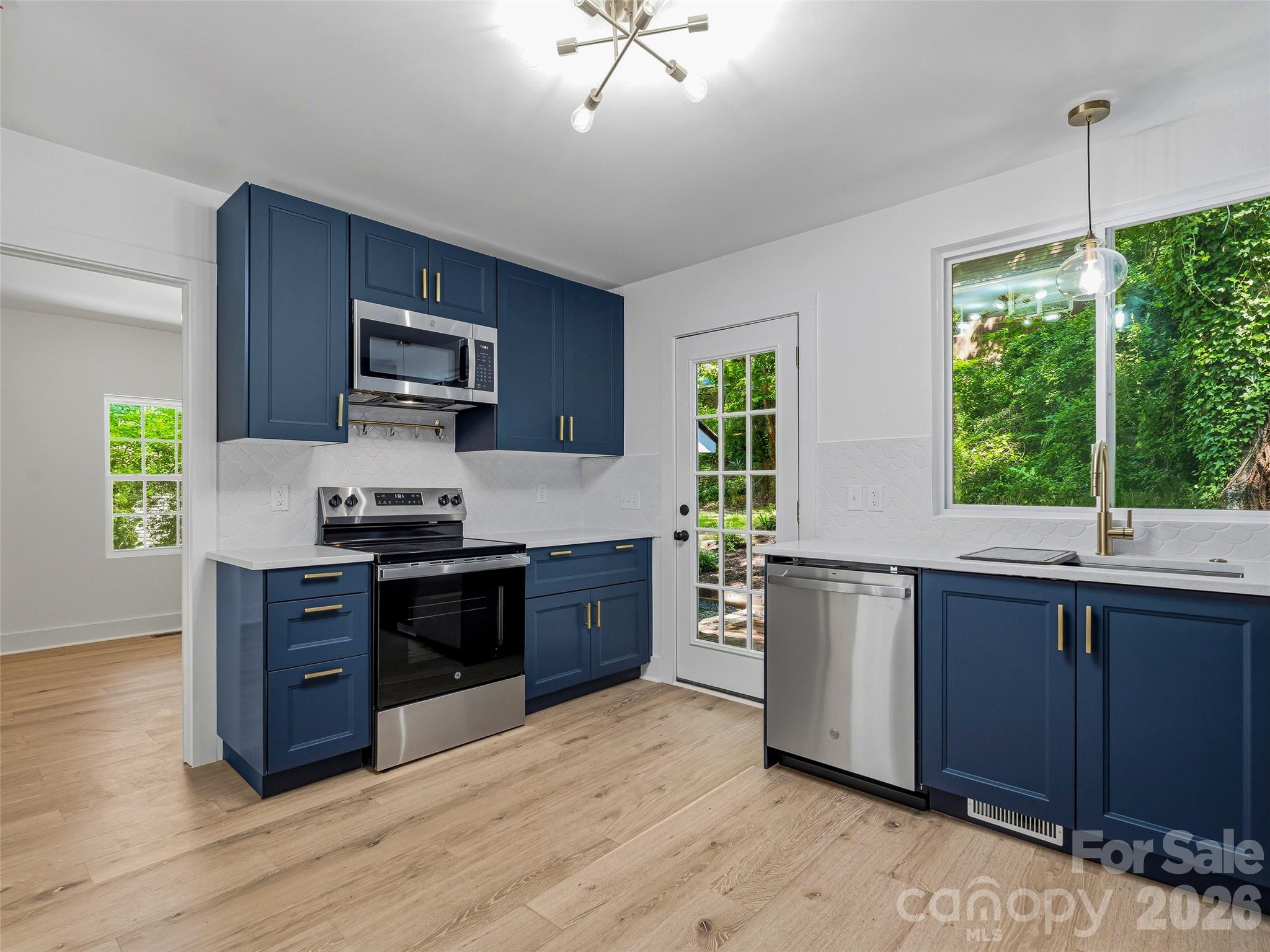895 North Trade Street Tryon, NC 28782 - Photo 13 of 45