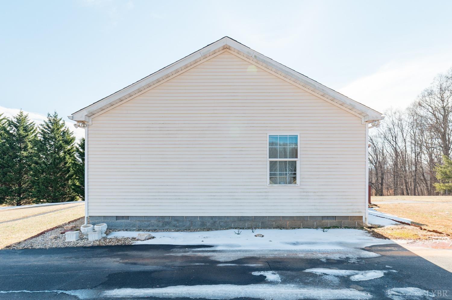 366 Riverview Road Madison Heights, VA 24572 - Photo 41 of 49 Gallery Image 41