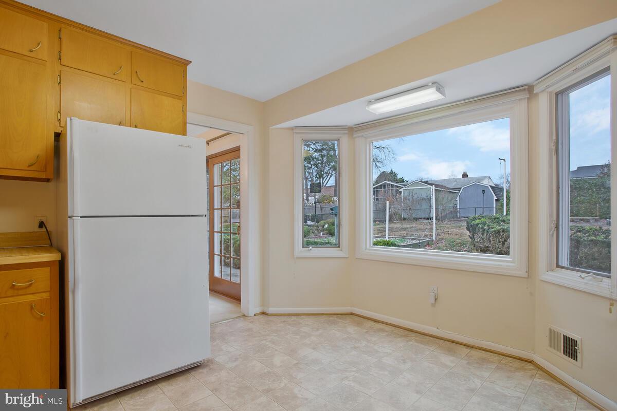 11214 Emack Road Beltsville, MD 20705 - Photo 12 of 42 Gallery Image 12