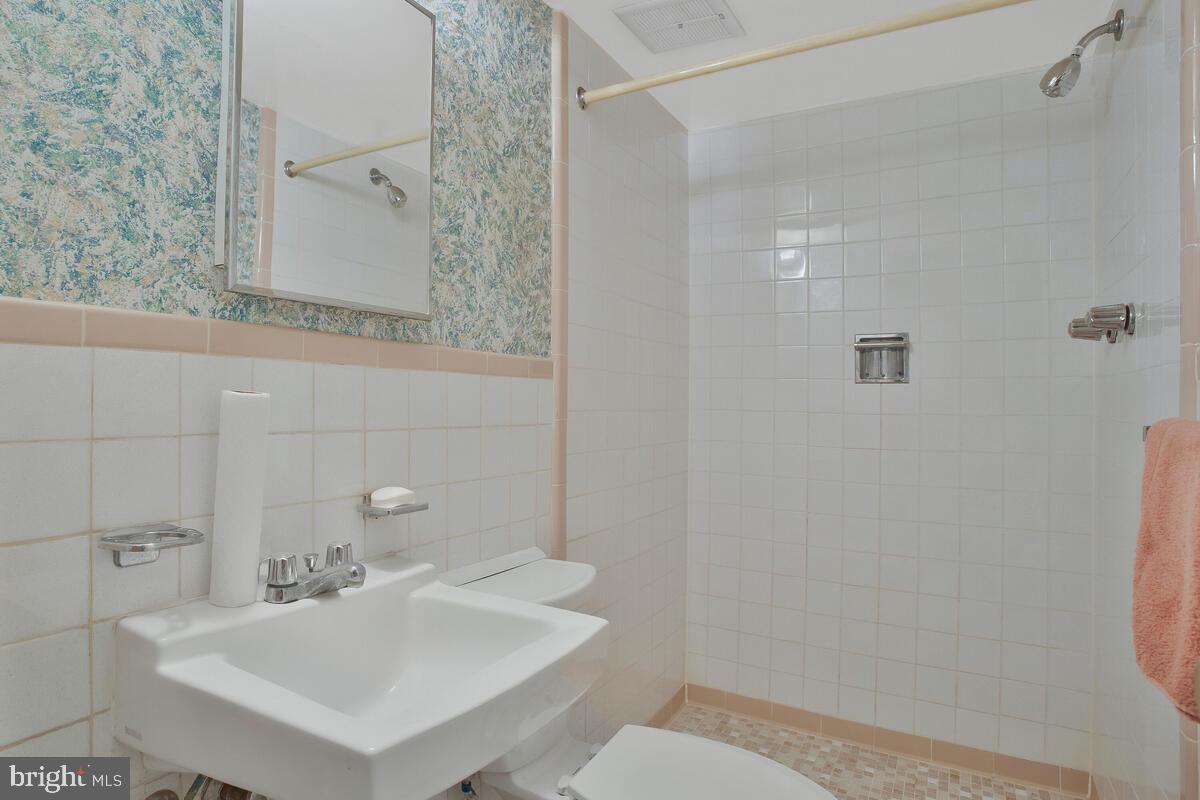 11214 Emack Road Beltsville, MD 20705 - Photo 31 of 42 Gallery Image 31