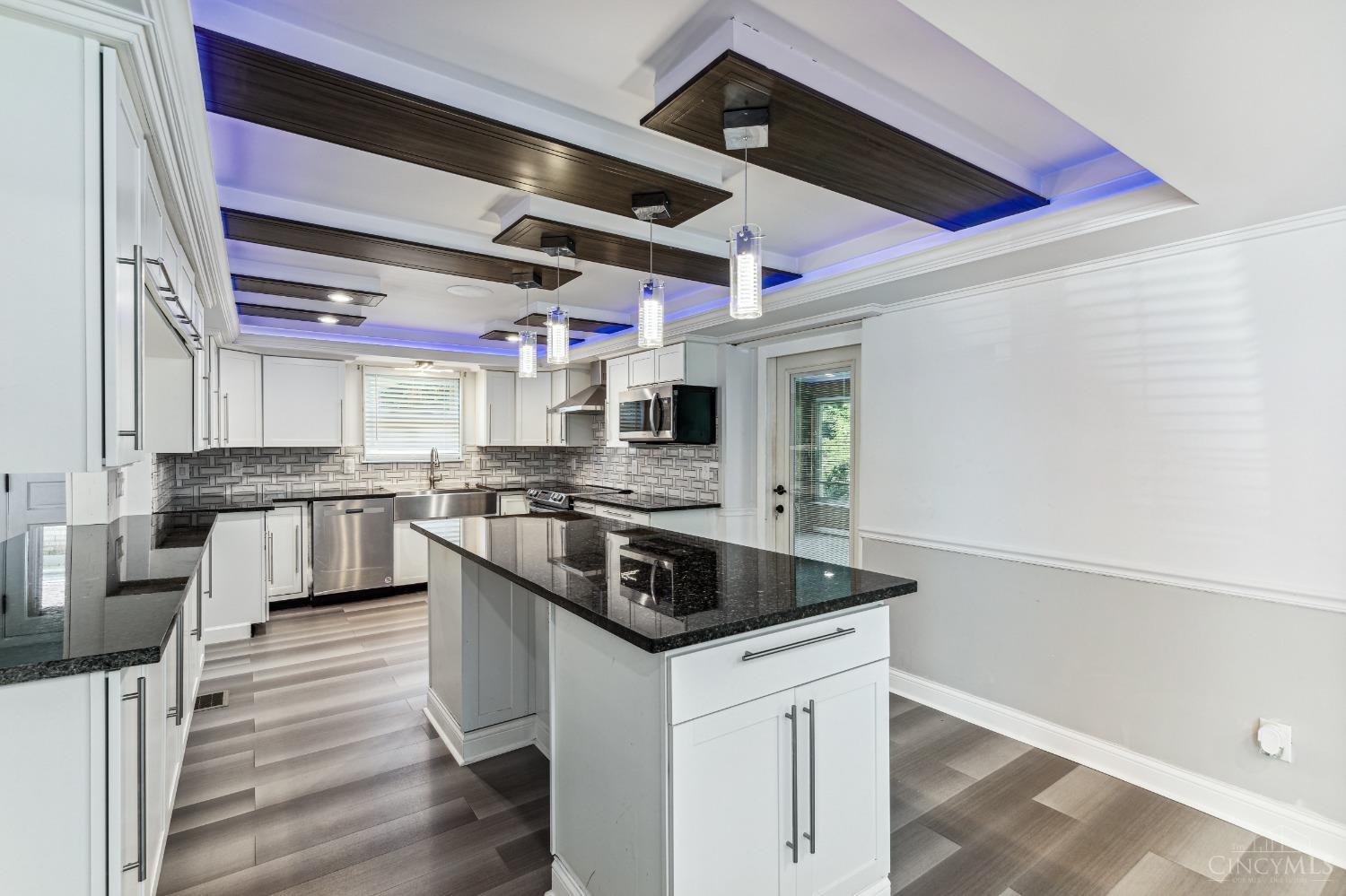 5455 Fox Road Cincinnati, OH 45239 - Photo 8 of 36 Gallery Image 8