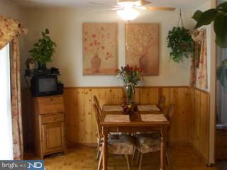 3828 Charteris Road Philadelphia, PA 19154 - Photo 5 of 6 Gallery Image 5