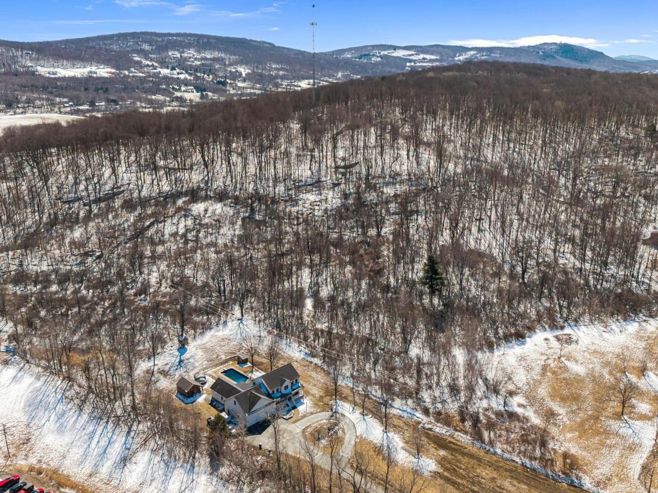 26 Summit Place St. Albans Town, VT 05478 - Photo 6 of 60