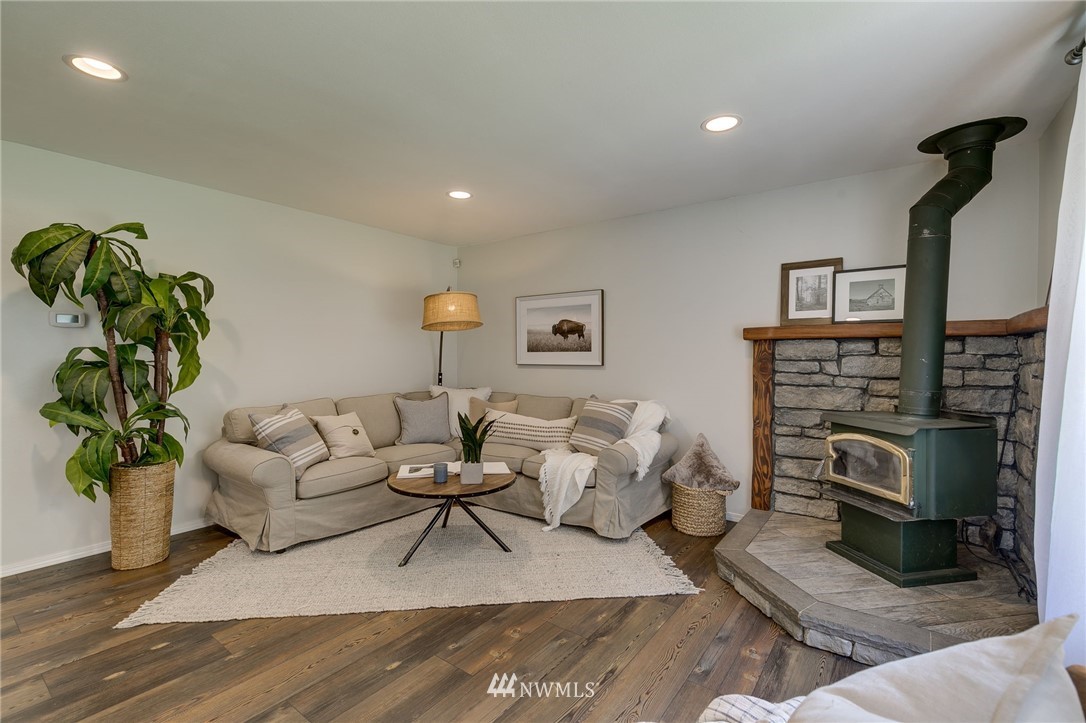 17828 Dubuque Road Snohomish, WA 98290 - Photo 15 of 40 Gallery Image 15