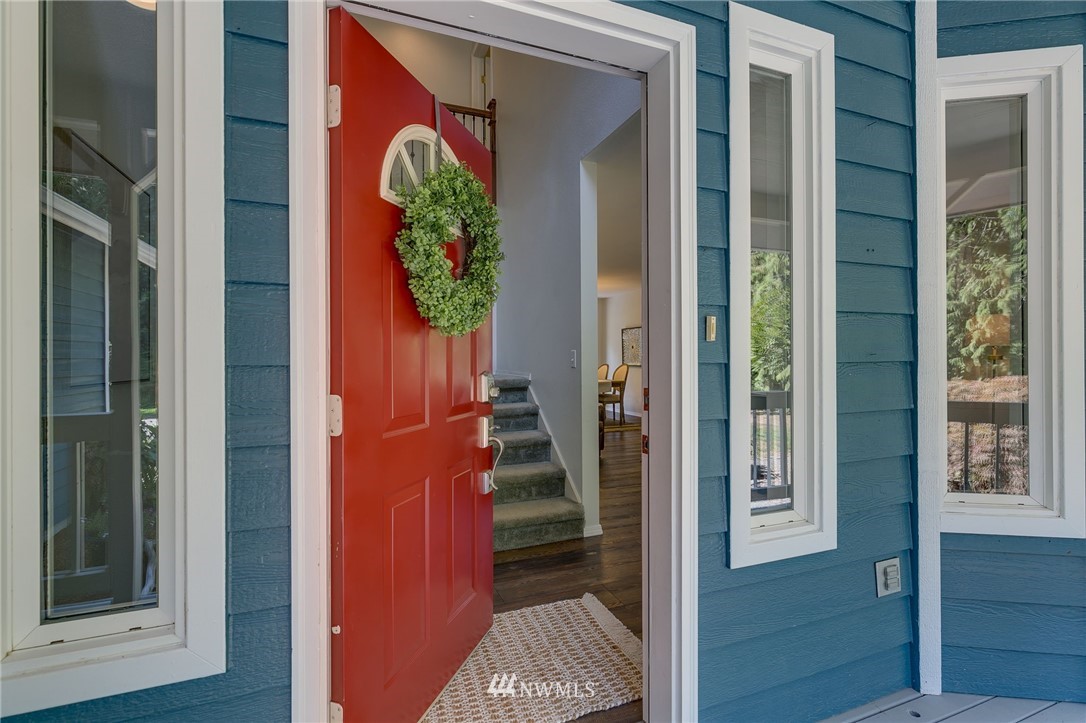 17828 Dubuque Road Snohomish, WA 98290 - Photo 3 of 40 Gallery Image 3