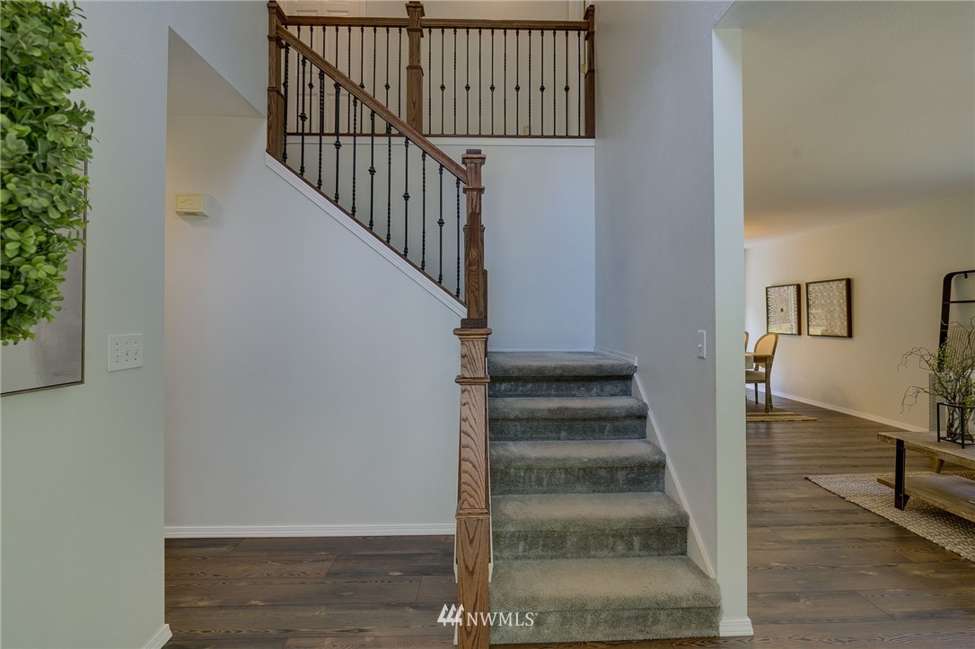 17828 Dubuque Road Snohomish, WA 98290 - Photo 4 of 40 Gallery Image 4