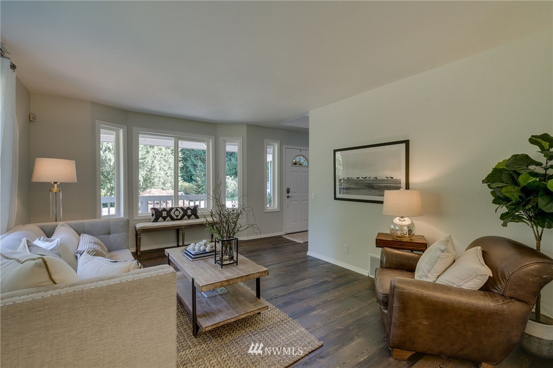 17828 Dubuque Road Snohomish, WA 98290 - Photo 6 of 40 Gallery Image 6