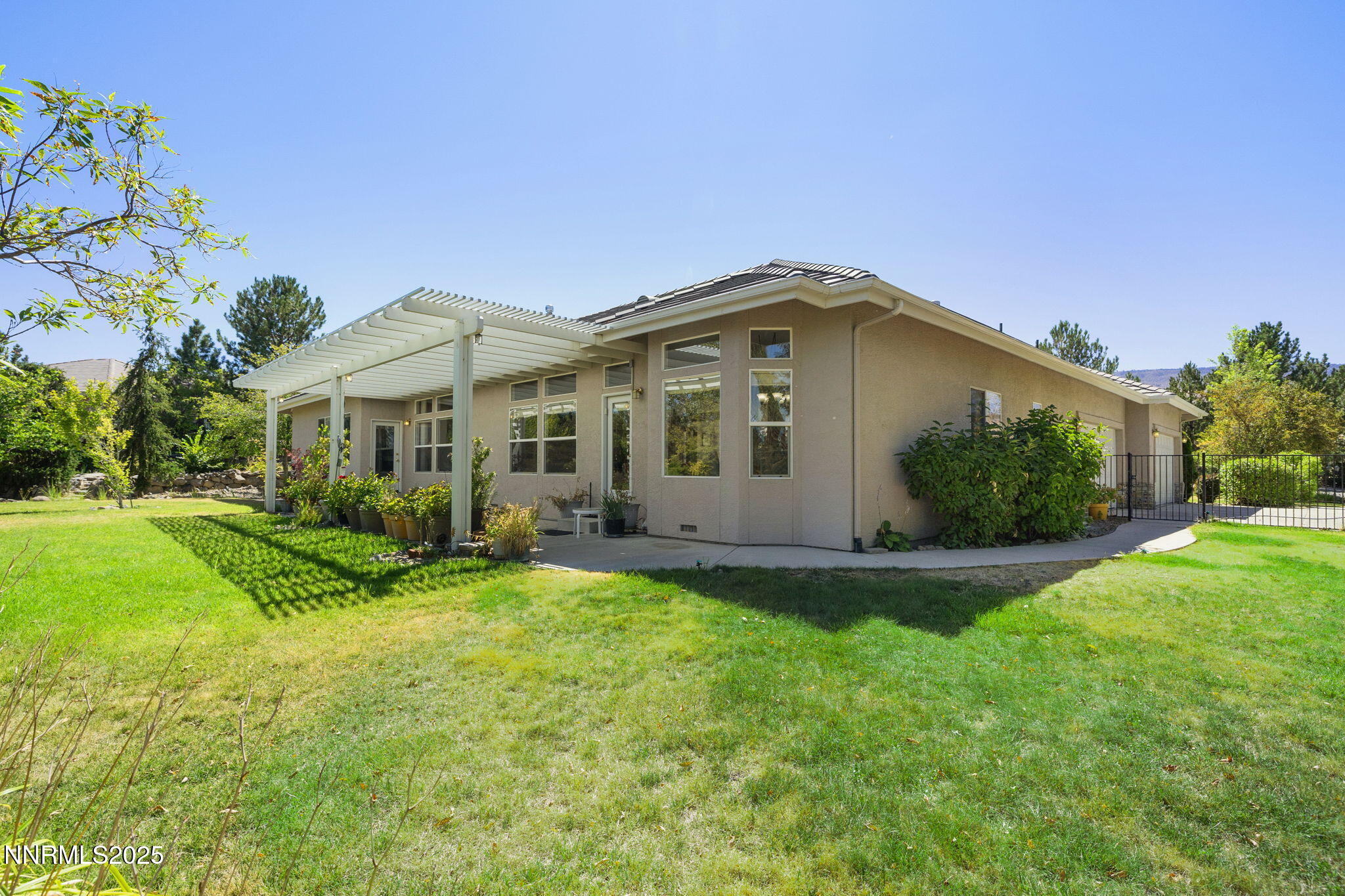 5084 East Acoma Road Reno, NV 89511 - Photo 34 of 49 45-web-or-mls-5084 E Acoma-38