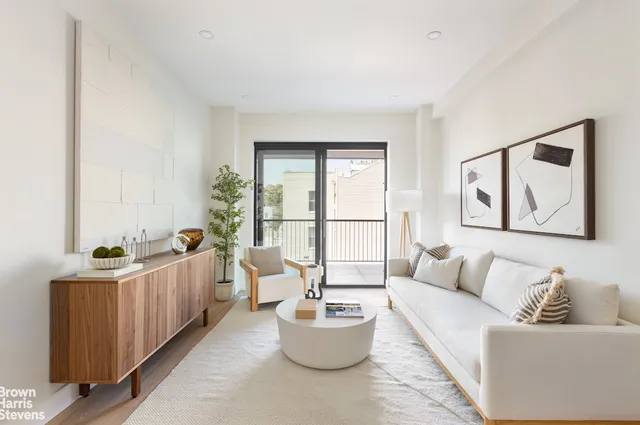 $799,000 | 30 Bushwick Avenue, Unit 4D | Williamsburg
