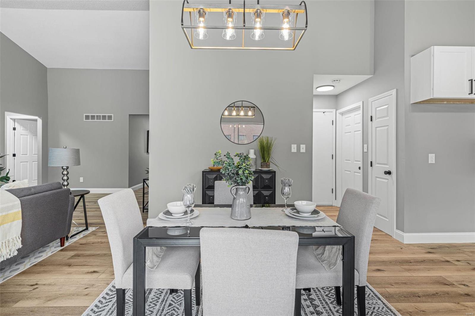 549 Rancho Lane Florissant, MO 63031 - Photo 24 of 45