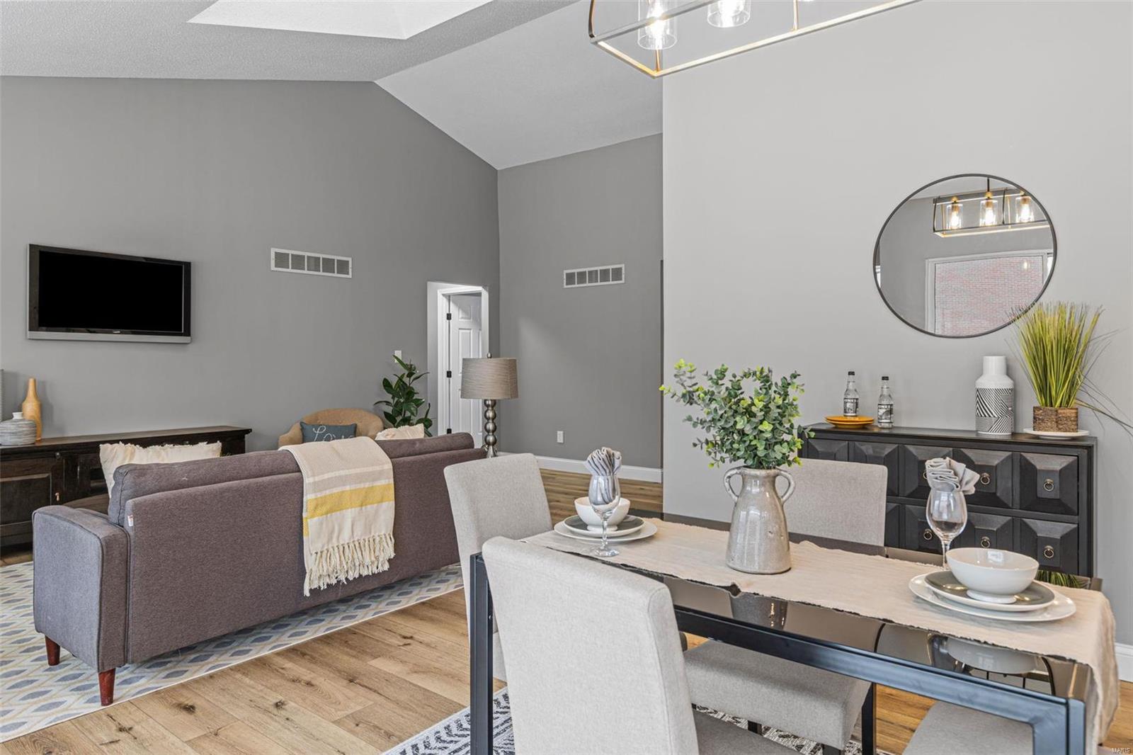 549 Rancho Lane Florissant, MO 63031 - Photo 25 of 45