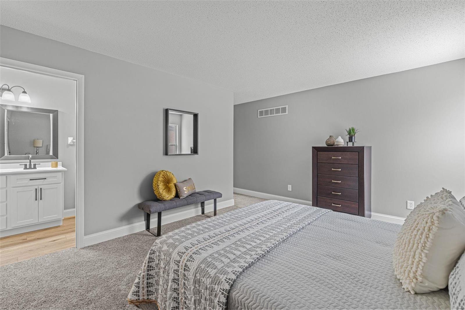 549 Rancho Lane Florissant, MO 63031 - Photo 31 of 45