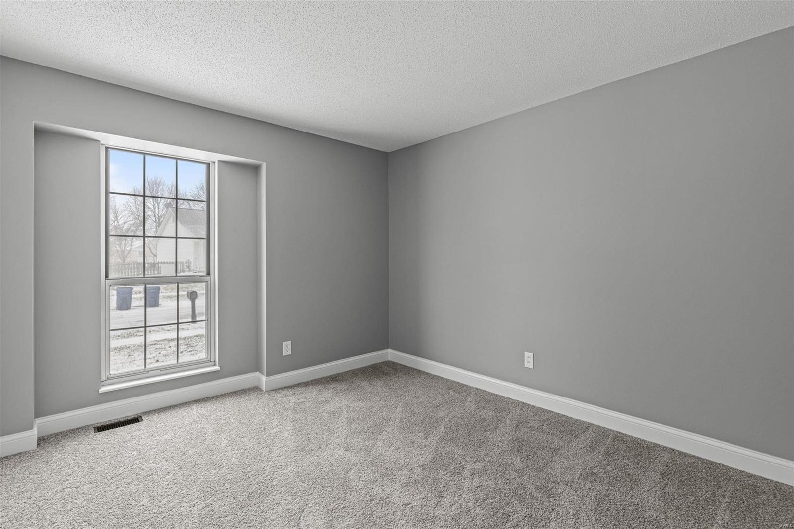 549 Rancho Lane Florissant, MO 63031 - Photo 32 of 45