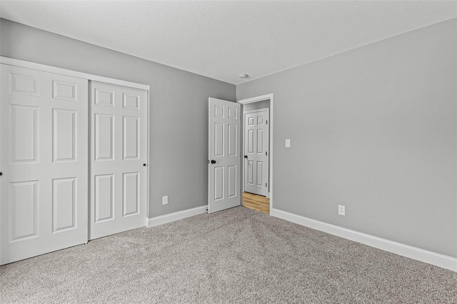 549 Rancho Lane Florissant, MO 63031 - Photo 36 of 45