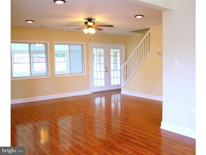 63 Granite Road Levittown, PA 19057 - Photo 2 of 20 Living Room