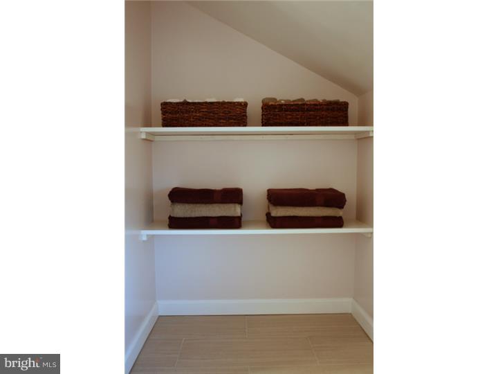 63 Granite Road Levittown, PA 19057 - Photo 10 of 20 Bathroom