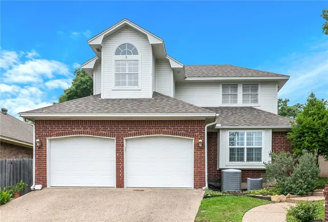 $495,000 | 79 Sugar Creek Place, Woodway, TX 76712