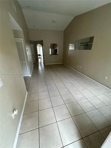 $219,500 | 61 Northeast 13th Street, Unit 11, Homestead, FL 33030