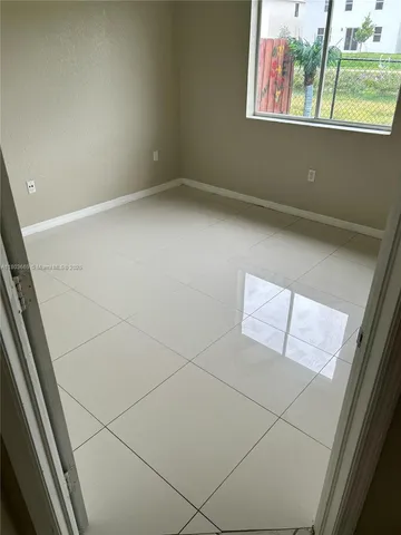 $219,500 | 61 Northeast 13th Street, Unit 11, Homestead, FL 33030