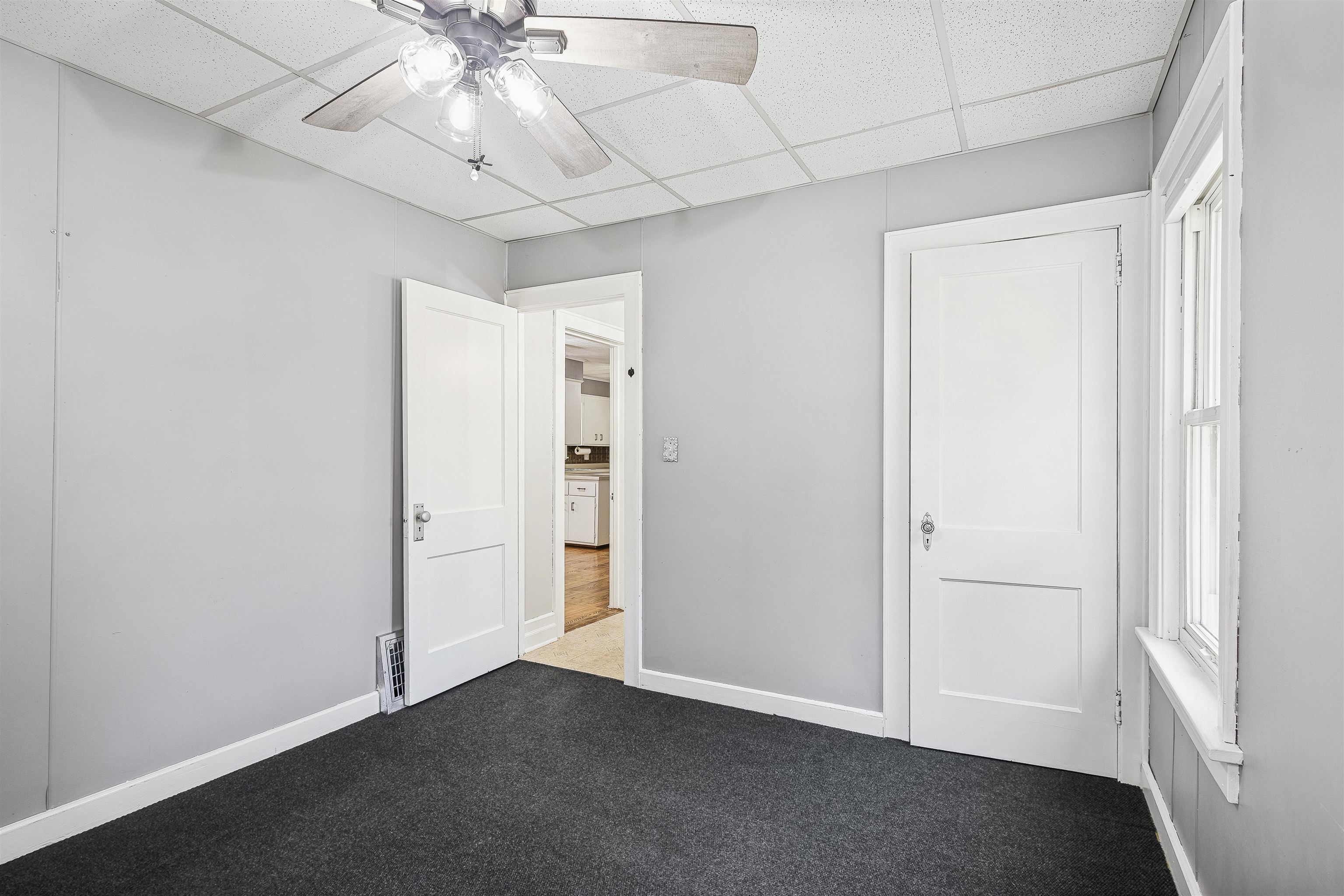 136 2nd Street North Stevens Point, WI 54481 - Photo 13 of 33