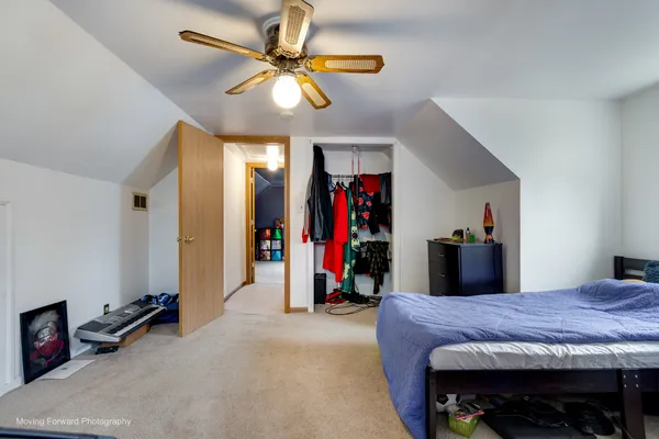 $257,900 | 14325 Kilbourn Avenue, Midlothian, IL 60445