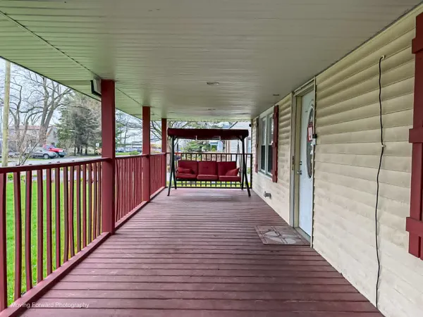 $257,900 | 14325 Kilbourn Avenue, Midlothian, IL 60445