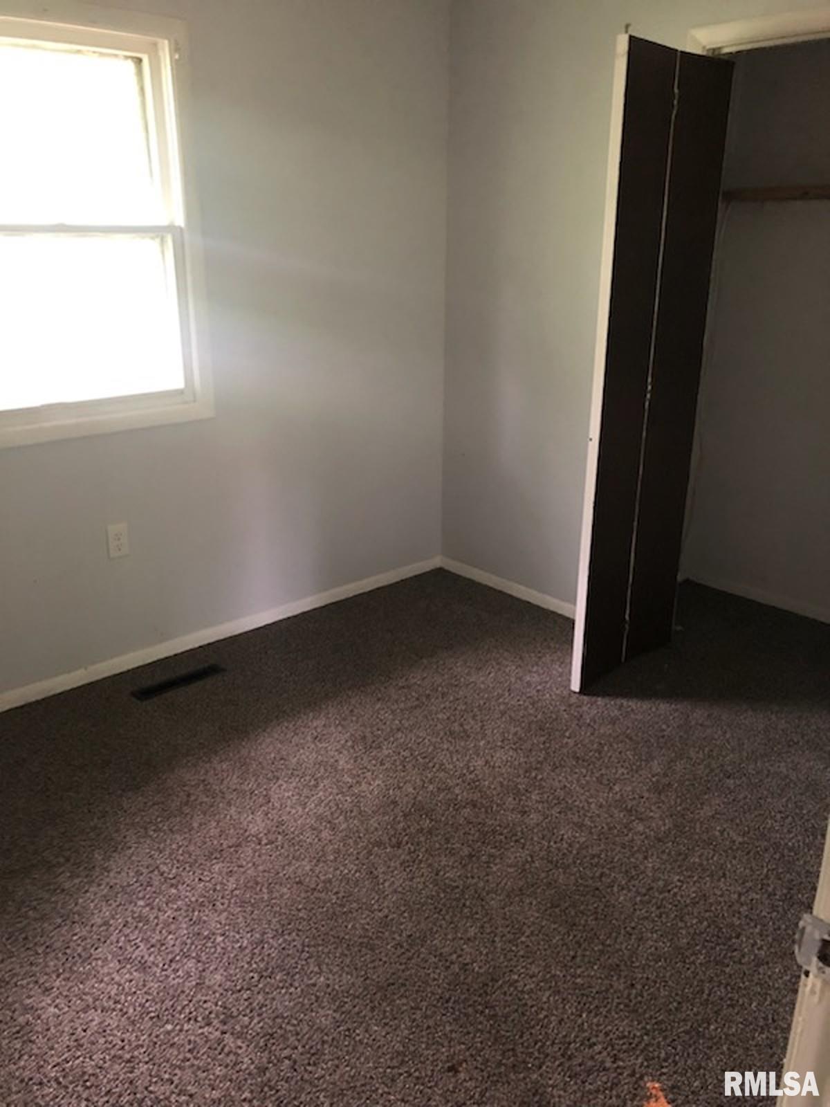 1522 Rim Road Quincy, IL 62305 - Photo 10 of 21