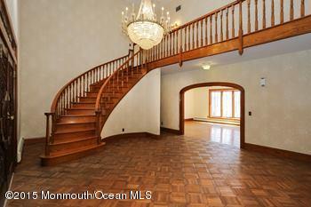 23 Beaver Dam Road Colts Neck, NJ 07722 - Photo 2 of 29 2 Story Grand Entry