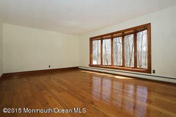 23 Beaver Dam Road Colts Neck, NJ 07722 - Photo 8 of 29 Livingroom