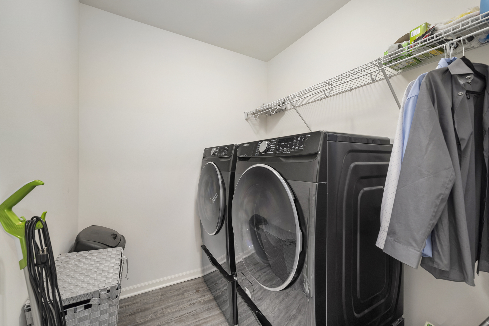 704 Long Ridge Trail Minooka, IL 60447 - Photo 23 of 33 a utility room with dryer and washer
