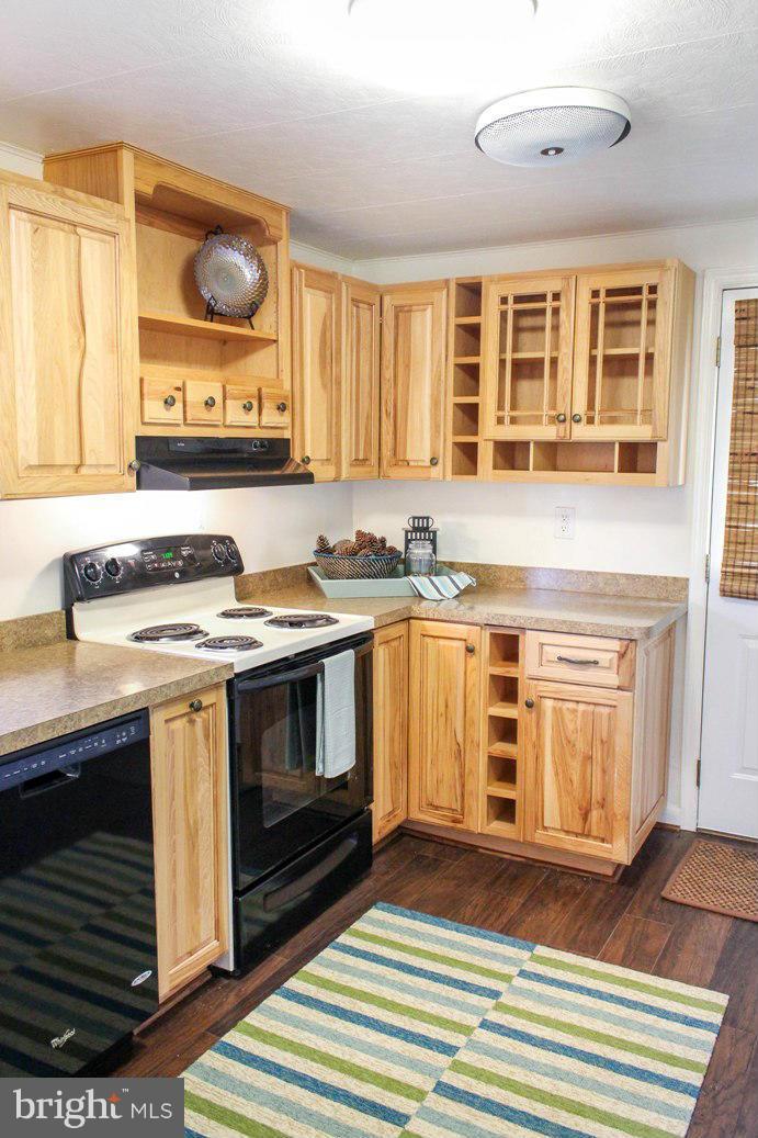 16498 Piney Point Road Piney Point, MD 20674 - Photo 13 of 27 Kitchen