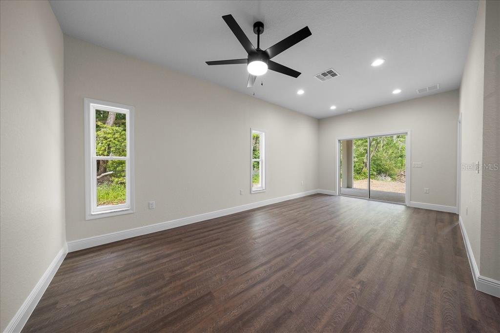 5849 Southeast Drew Road, Unit 1 & 2 Belleview, FL 34420 - Photo 15 of 38