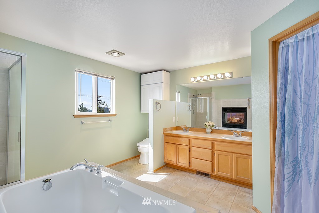 407 Nile Place Northeast Renton, WA 98059 - Photo 17 of 25