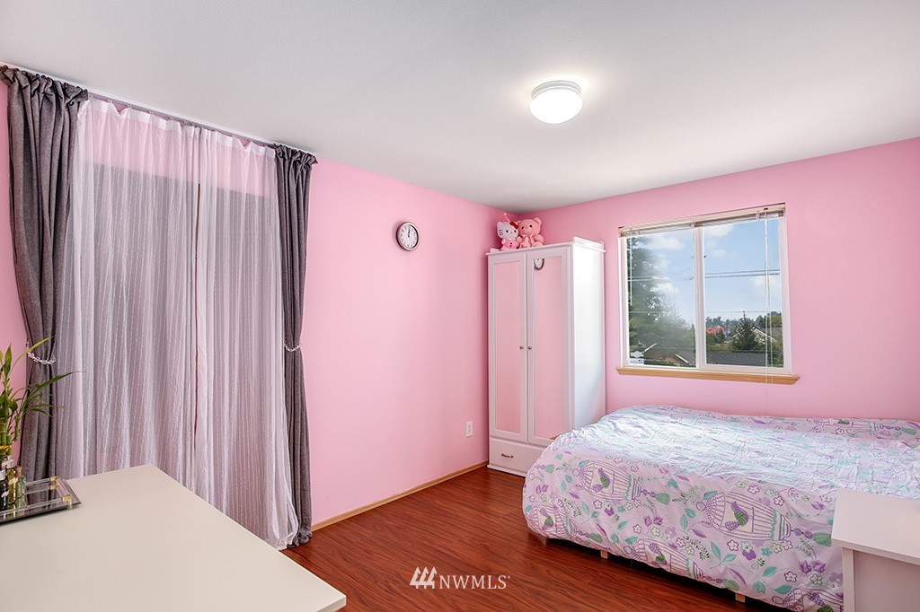 407 Nile Place Northeast Renton, WA 98059 - Photo 19 of 25