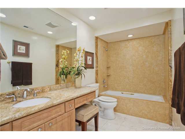 16902 Via De Santa Fe, Unit 3 Rancho Santa Fe, CA 92091 - Photo 17 of 21 Gallery Image 17