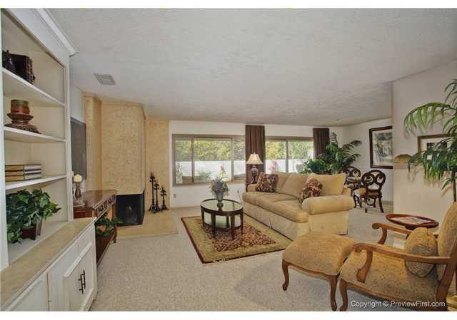 16902 Via De Santa Fe, Unit 3 Rancho Santa Fe, CA 92091 - Photo 3 of 21 Gallery Image 3