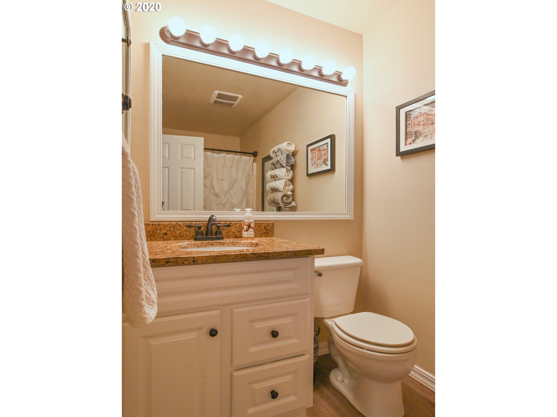 871 South 72nd Street Springfield, OR 97478 - Photo 17 of 32