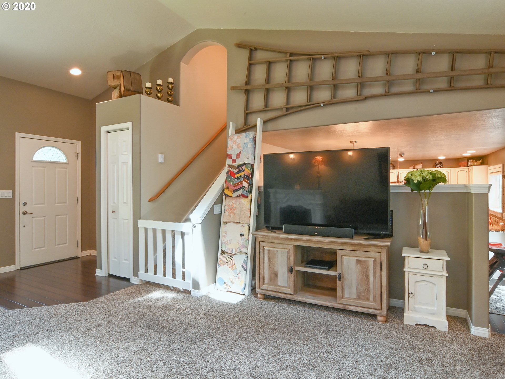 871 South 72nd Street Springfield, OR 97478 - Photo 6 of 32